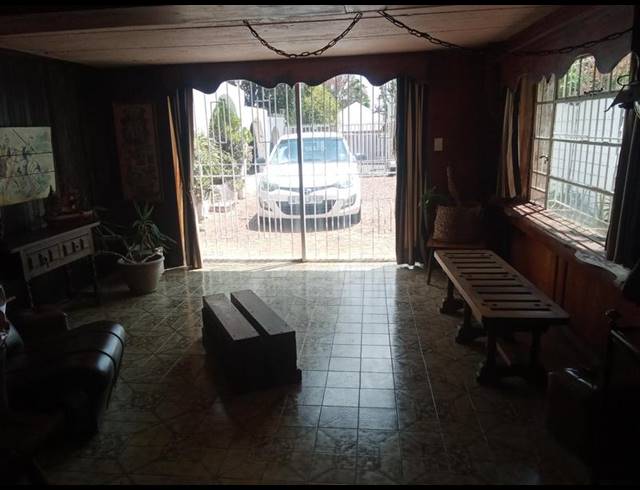 4 BEDROOM HOUSE FOR SALE IN KENSINGTON